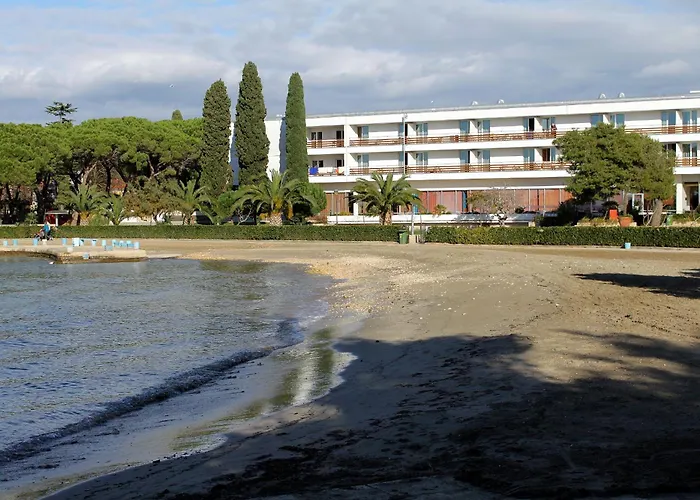 شقة With Parking Space - 22078